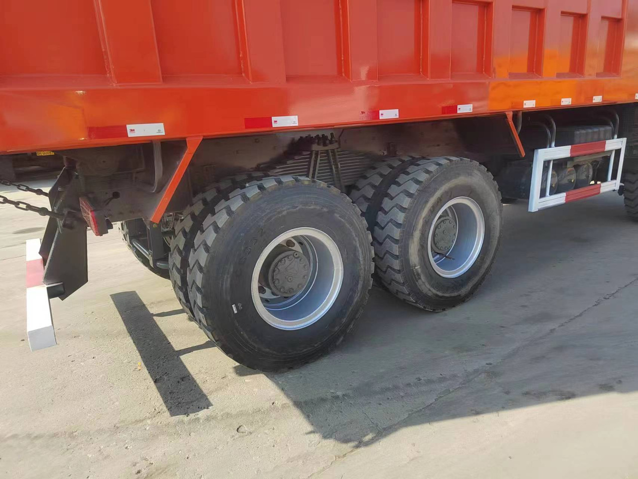 Howo 371 6*4 - Φορτηγό ανατρεπόμενο: φωτογραφία 3 Howo 371 6*4 - Φορτηγό ανατρεπόμενο: φωτογραφία 3