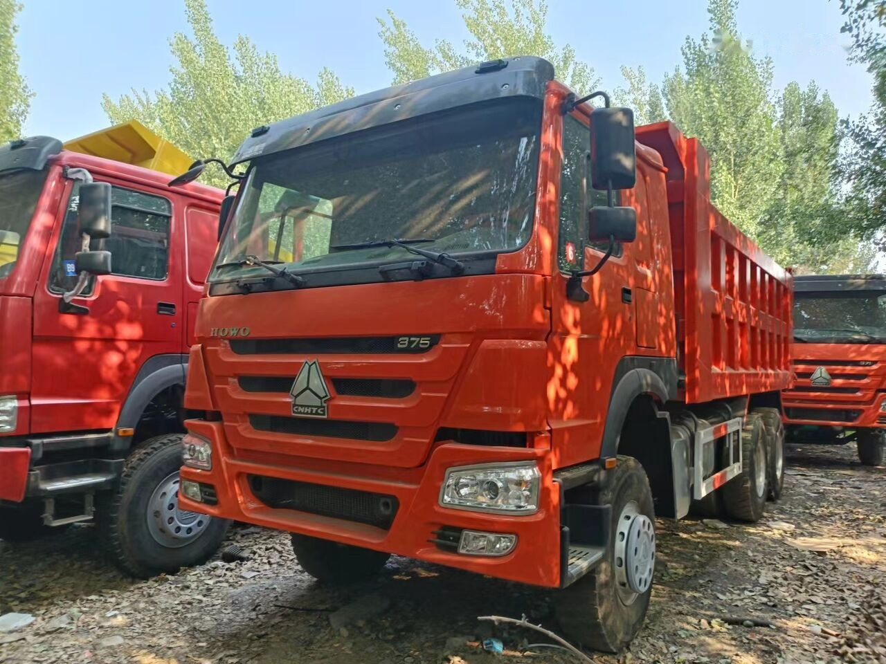 Howo 375 - Φορτηγό ανατρεπόμενο: φωτογραφία 5 Howo 375 - Φορτηγό ανατρεπόμενο: φωτογραφία 5