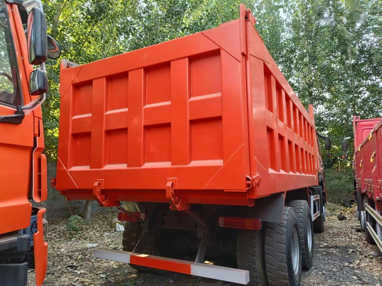 Howo 375 - Φορτηγό ανατρεπόμενο: φωτογραφία 3 Howo 375 - Φορτηγό ανατρεπόμενο: φωτογραφία 3