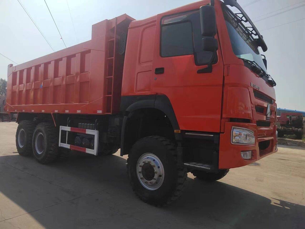 Howo 375 - Φορτηγό ανατρεπόμενο: φωτογραφία 2 Howo 375 - Φορτηγό ανατρεπόμενο: φωτογραφία 2