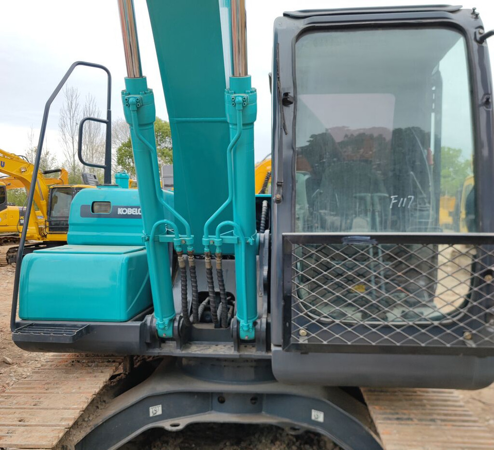 Kobelco SK140-8 - Ερπυστριοφόρος εκσκαφέας: φωτογραφία 5 Kobelco SK140-8 - Ερπυστριοφόρος εκσκαφέας: φωτογραφία 5