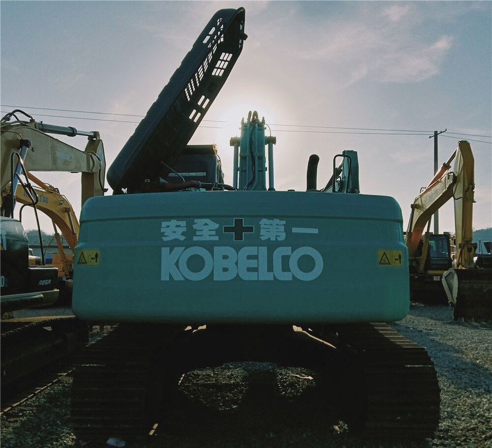 Kobelco SK210 - Ερπυστριοφόρος εκσκαφέας: φωτογραφία 4 Kobelco SK210 - Ερπυστριοφόρος εκσκαφέας: φωτογραφία 4