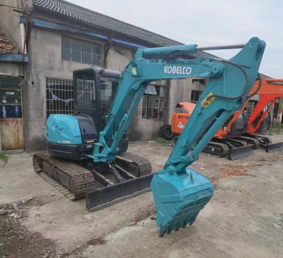 Kobelco SK55 - Ερπυστριοφόρος εκσκαφέας: φωτογραφία 3 Kobelco SK55 - Ερπυστριοφόρος εκσκαφέας: φωτογραφία 3