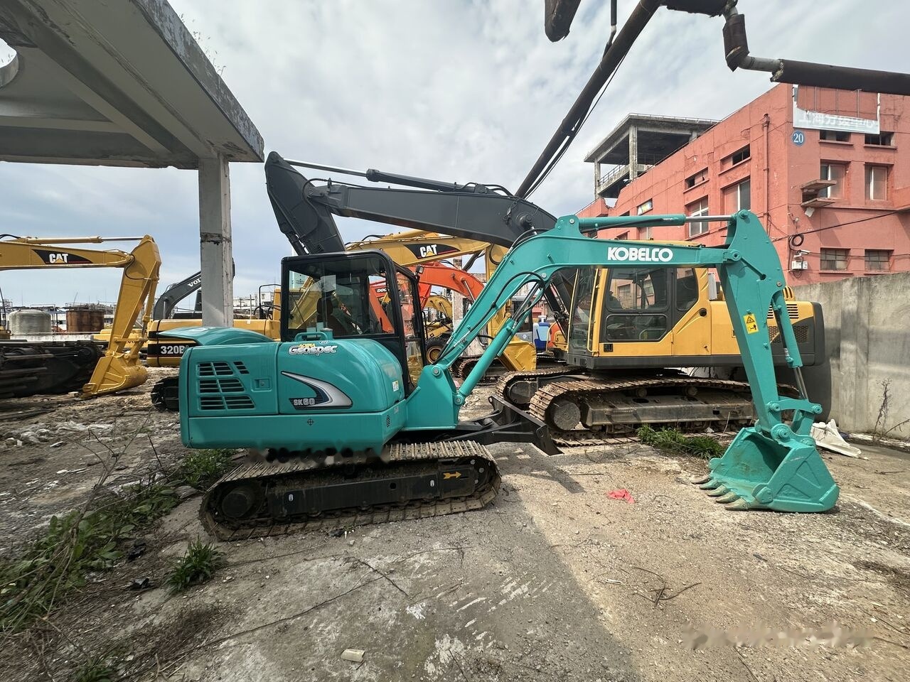 Kobelco SK60 - Μίνι εκσκαφέας: φωτογραφία 4 Kobelco SK60 - Μίνι εκσκαφέας: φωτογραφία 4