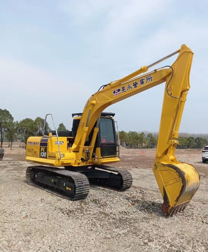 Komatsu PC130 - Ερπυστριοφόρος εκσκαφέας: φωτογραφία 3 Komatsu PC130 - Ερπυστριοφόρος εκσκαφέας: φωτογραφία 3