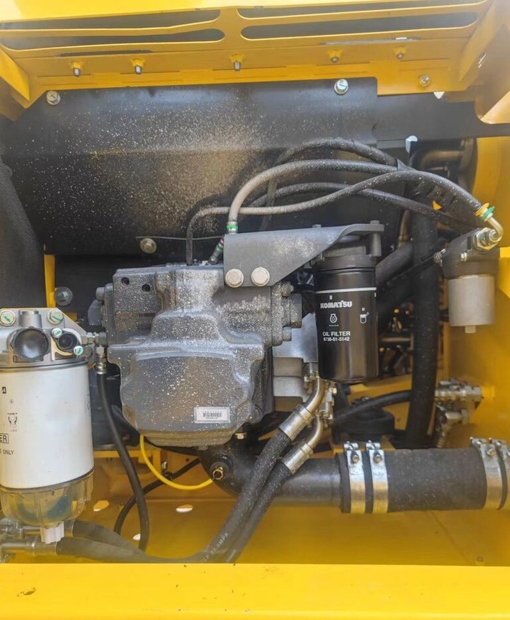 Komatsu PC220-8 - Ερπυστριοφόρος εκσκαφέας: φωτογραφία 5 Komatsu PC220-8 - Ερπυστριοφόρος εκσκαφέας: φωτογραφία 5