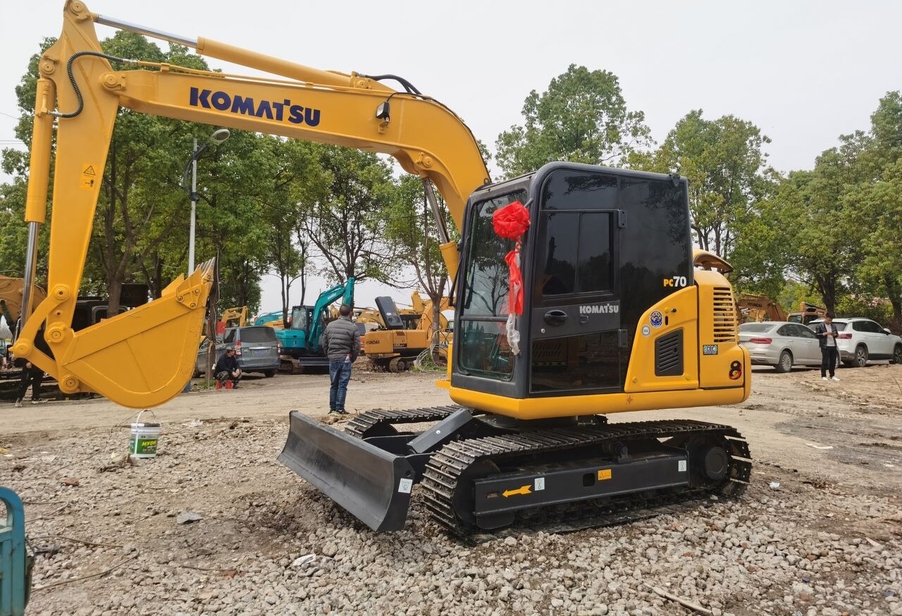 Komatsu PC70-8 - Ερπυστριοφόρος εκσκαφέας: φωτογραφία 3 Komatsu PC70-8 - Ερπυστριοφόρος εκσκαφέας: φωτογραφία 3