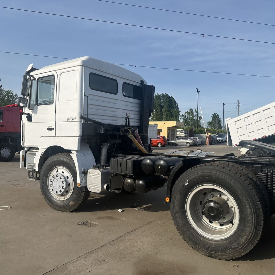 Shacman F3000 - Τράκτορας: φωτογραφία 3 Shacman F3000 - Τράκτορας: φωτογραφία 3