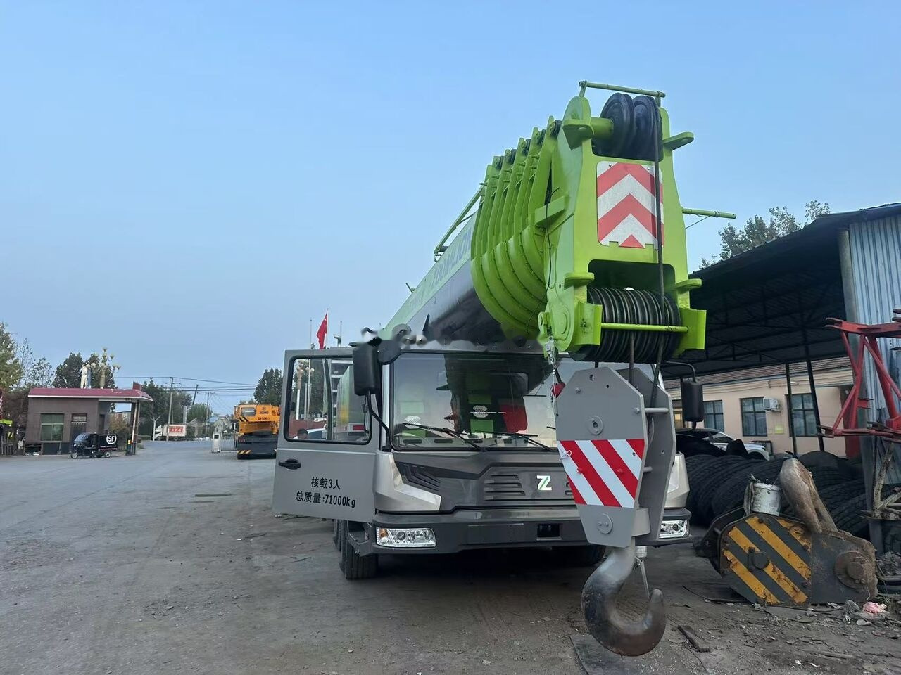 Zoomlion ZTC2000V - Τηλεσκοπικός γερανός: φωτογραφία 4 Zoomlion ZTC2000V - Τηλεσκοπικός γερανός: φωτογραφία 4