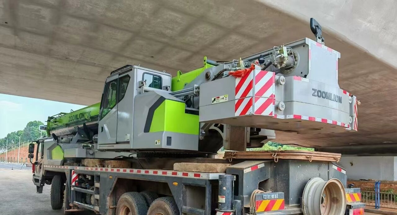 Zoomlion - Τηλεσκοπικός γερανός: φωτογραφία 2 Zoomlion - Τηλεσκοπικός γερανός: φωτογραφία 2