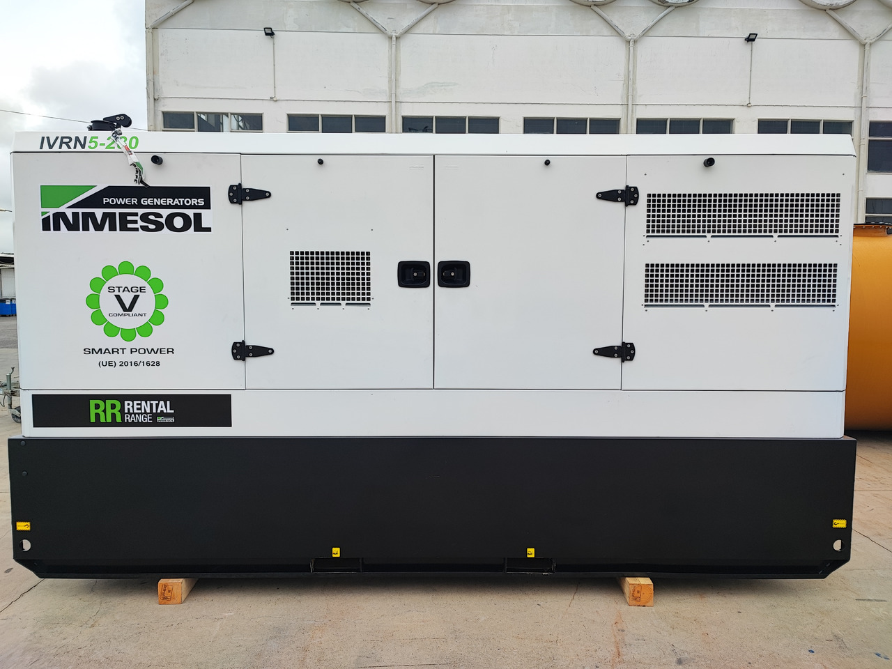 VOLVO PENTA 250 kVA GENERATOR STAGE V INMESOL IVRN5-280 - Βιομηχανική γεννήτρια: φωτογραφία 2 VOLVO PENTA 250 kVA GENERATOR STAGE V INMESOL IVRN5-280 - Βιομηχανική γεννήτρια: φωτογραφία 2