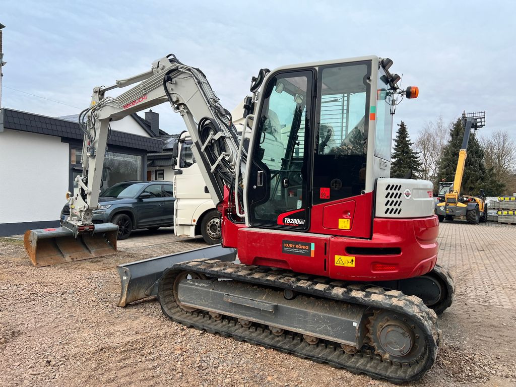 Takeuchi TB 280 FR V4 Takeuchi TB 280 FR V4 - Ερπυστριοφόρος εκσκαφέας: φωτογραφία 1 Takeuchi TB 280 FR V4 Takeuchi TB 280 FR V4 - Ερπυστριοφόρος εκσκαφέας: φωτογραφία 1