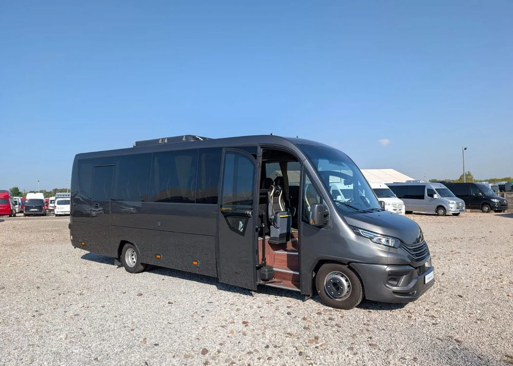 Iveco Daily 70C21 - Μικρό λεωφορείο, Επιβατικό βαν: φωτογραφία 2 Iveco Daily 70C21 - Μικρό λεωφορείο, Επιβατικό βαν: φωτογραφία 2
