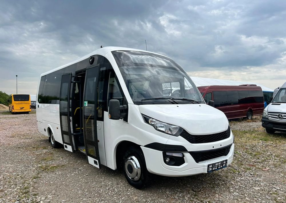 Iveco Daily Rosero City - Μικρό λεωφορείο, Επιβατικό βαν: φωτογραφία 2 Iveco Daily Rosero City - Μικρό λεωφορείο, Επιβατικό βαν: φωτογραφία 2