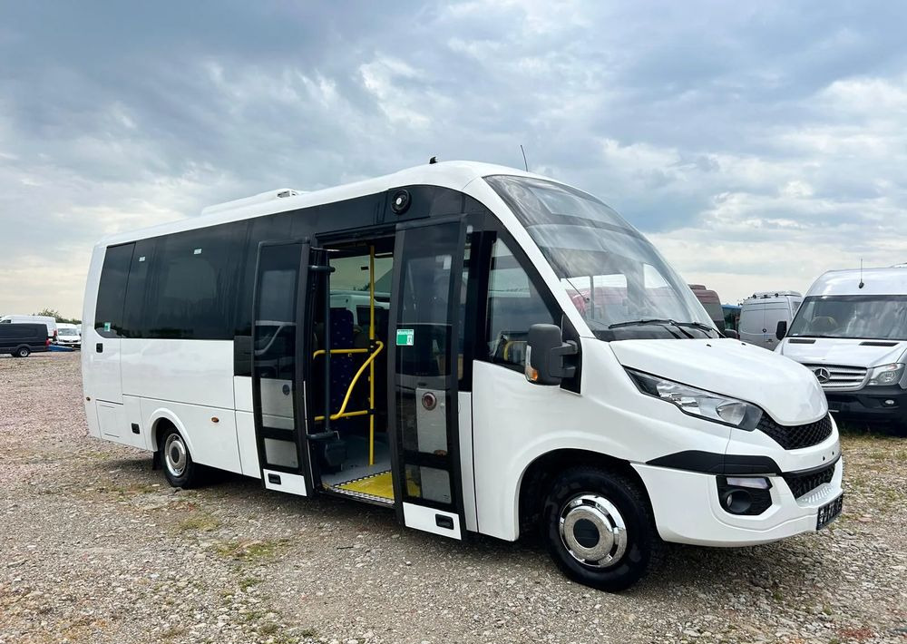 Iveco Daily Rosero City - Μικρό λεωφορείο, Επιβατικό βαν: φωτογραφία 1 Iveco Daily Rosero City - Μικρό λεωφορείο, Επιβατικό βαν: φωτογραφία 1