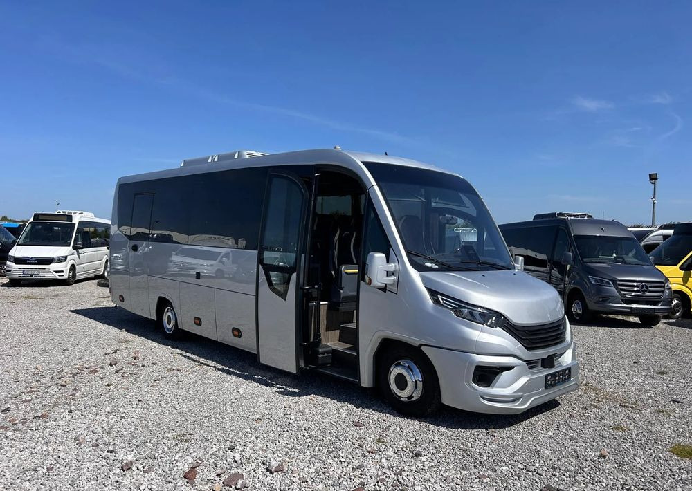 Iveco Daily - Μικρό λεωφορείο, Επιβατικό βαν: φωτογραφία 2 Iveco Daily - Μικρό λεωφορείο, Επιβατικό βαν: φωτογραφία 2