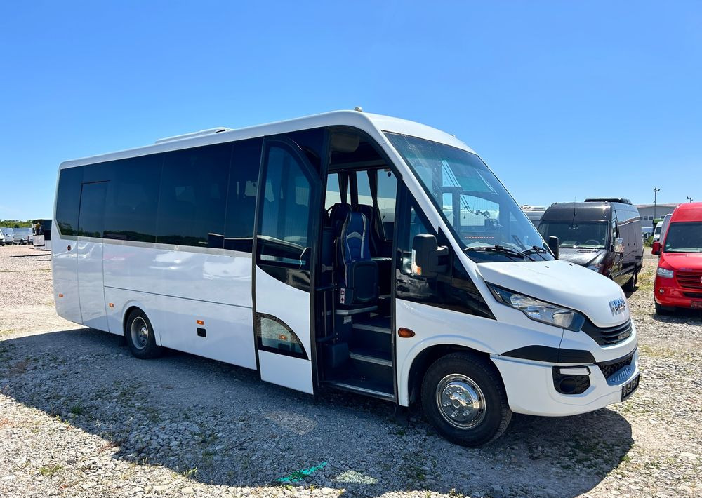 Iveco Daily - Μικρό λεωφορείο, Επιβατικό βαν: φωτογραφία 2 Iveco Daily - Μικρό λεωφορείο, Επιβατικό βαν: φωτογραφία 2