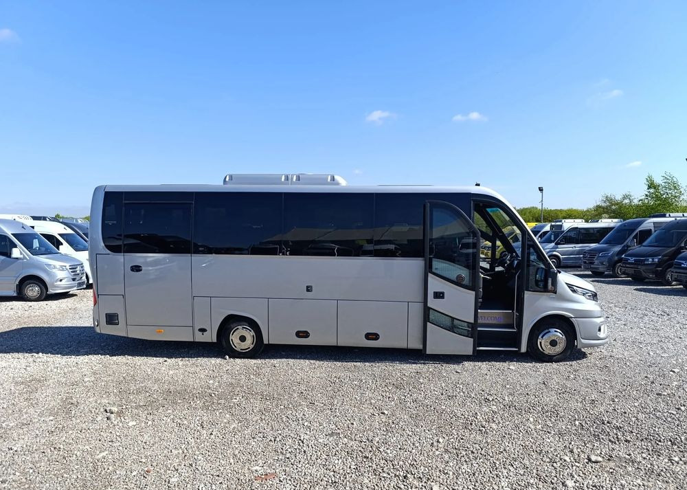 Iveco Daily - Μικρό λεωφορείο, Επιβατικό βαν: φωτογραφία 3 Iveco Daily - Μικρό λεωφορείο, Επιβατικό βαν: φωτογραφία 3