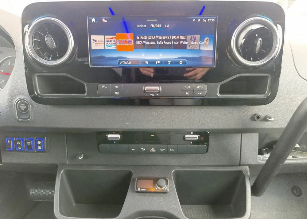 Νέα Μικρό λεωφορείο, Επιβατικό βαν Mercedes-Benz Sprinter 519: φωτογραφία 18