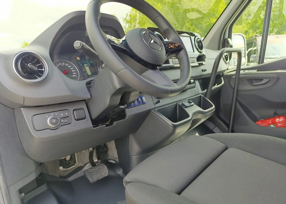 Νέα Μικρό λεωφορείο, Επιβατικό βαν Mercedes-Benz Sprinter 519: φωτογραφία 17