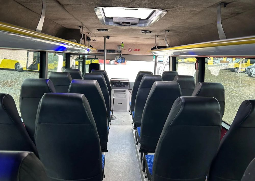 Μικρό λεωφορείο, Επιβατικό βαν Mercedes-Benz Vario: φωτογραφία 19