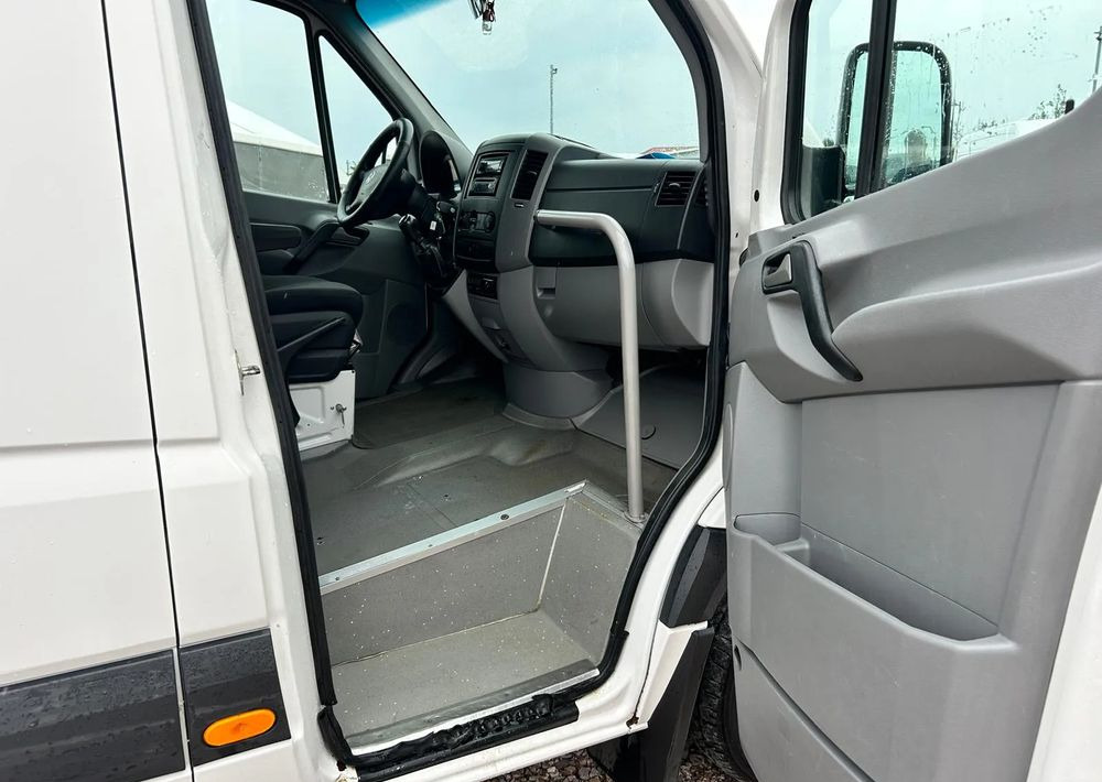 Μικρό λεωφορείο, Επιβατικό βαν Volkswagen Crafter: φωτογραφία 10