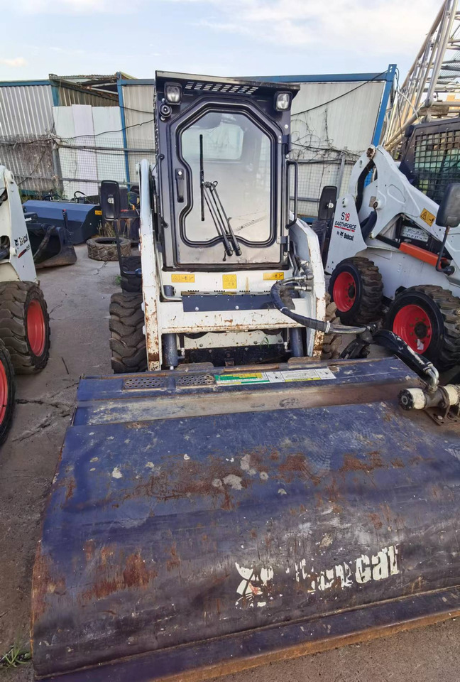 Bobcat S16 - Φορτωτής πλάγιας ολίσθησης: φωτογραφία 4 Bobcat S16 - Φορτωτής πλάγιας ολίσθησης: φωτογραφία 4