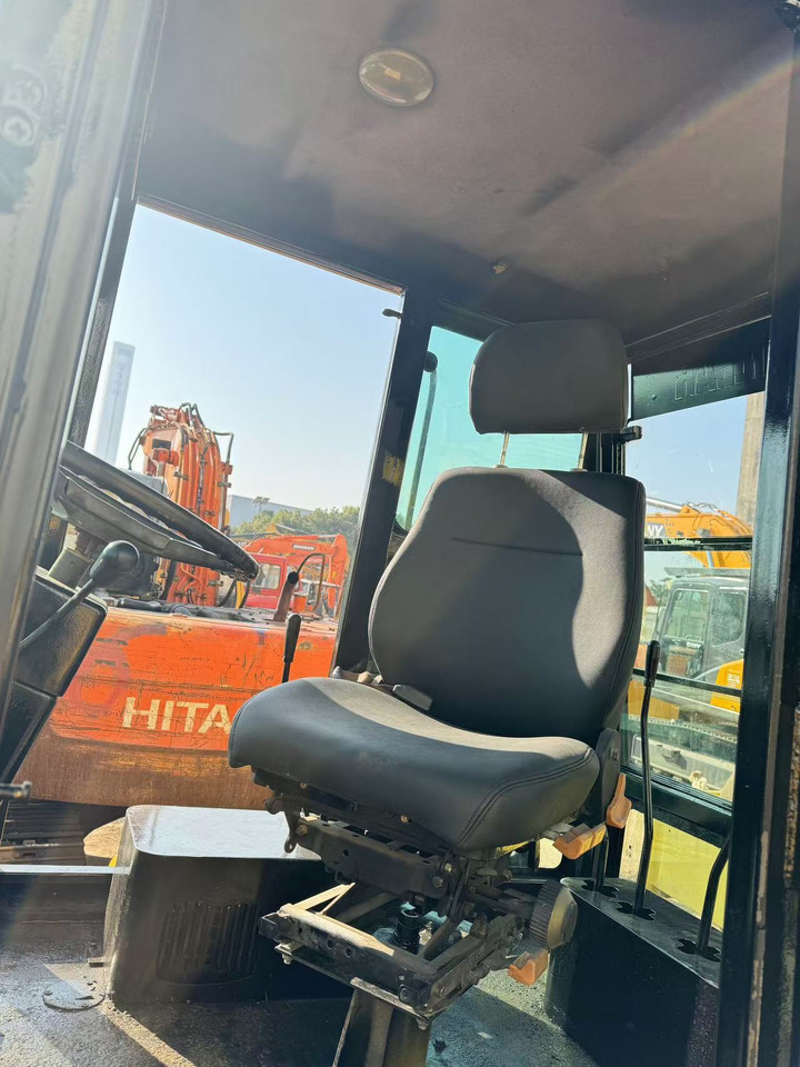 CAT 420F - Φορτωτής εκσκαφέας: φωτογραφία 3 CAT 420F - Φορτωτής εκσκαφέας: φωτογραφία 3
