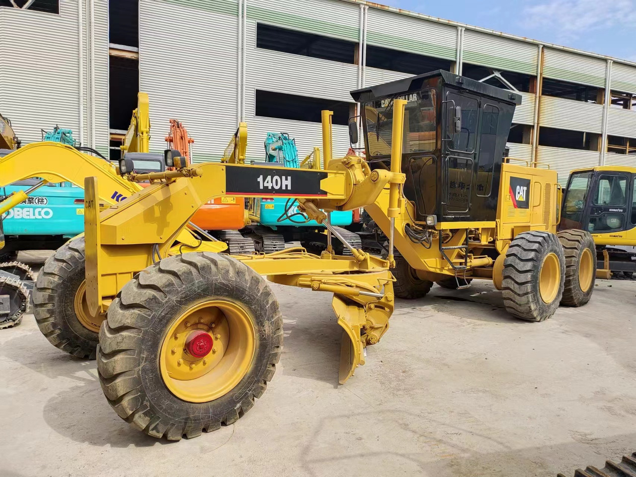 CATERPILLAR 140H - Γκρέιντερ: φωτογραφία 3 CATERPILLAR 140H - Γκρέιντερ: φωτογραφία 3