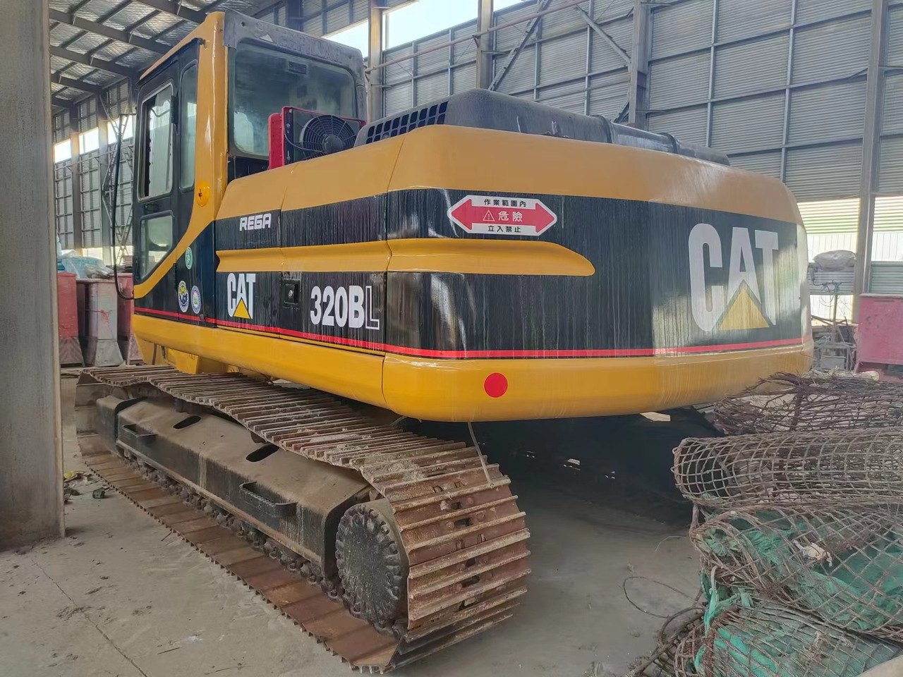CATERPILLAR 320BL - Ερπυστριοφόρος εκσκαφέας: φωτογραφία 1 CATERPILLAR 320BL - Ερπυστριοφόρος εκσκαφέας: φωτογραφία 1