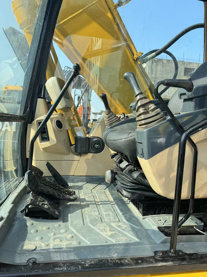 CATERPILLAR 320CL CAT 320 - Ερπυστριοφόρος εκσκαφέας: φωτογραφία 4 CATERPILLAR 320CL CAT 320 - Ερπυστριοφόρος εκσκαφέας: φωτογραφία 4