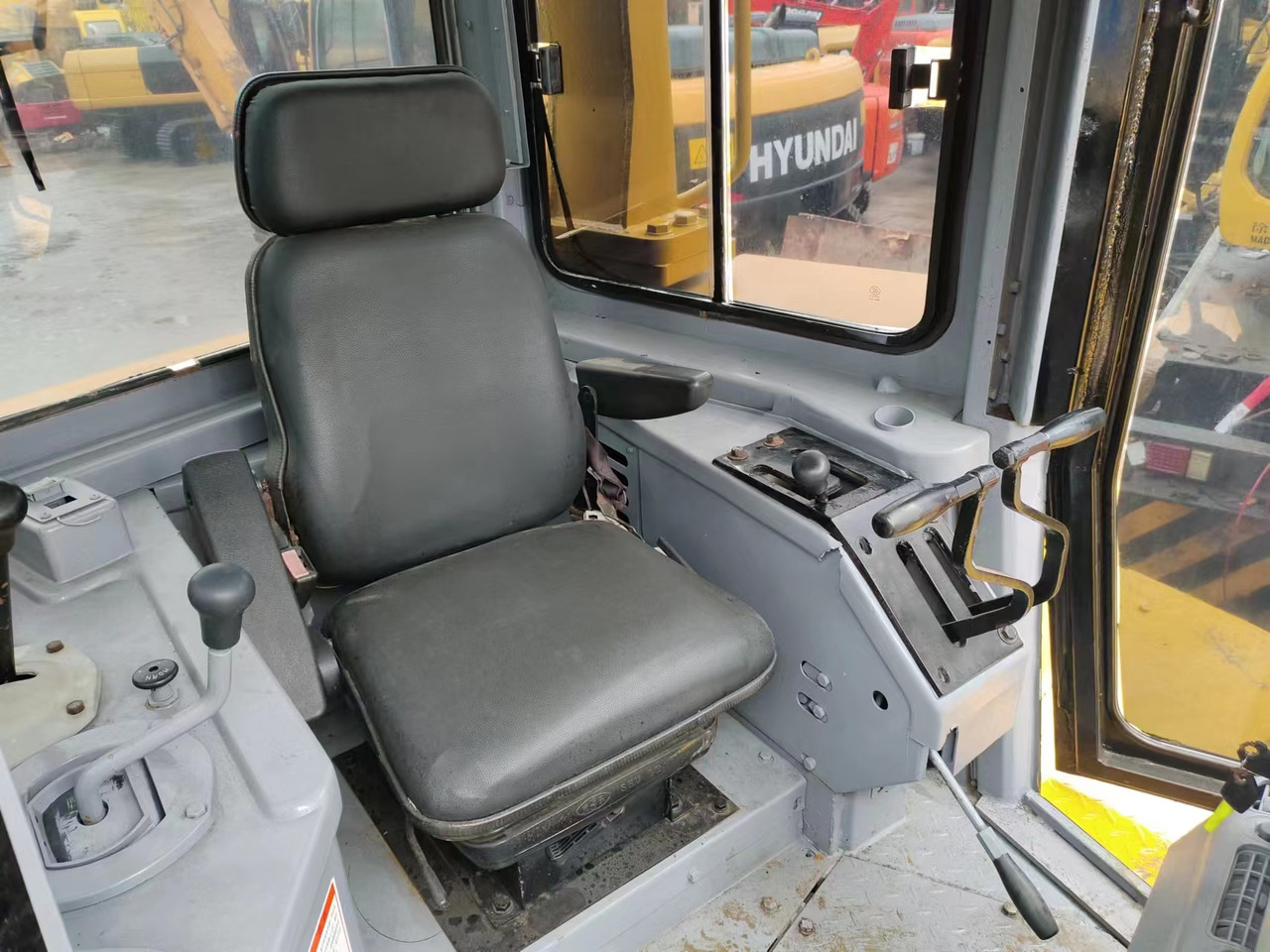 CATERPILLAR D7R - Μπουλντόζα: φωτογραφία 4 CATERPILLAR D7R - Μπουλντόζα: φωτογραφία 4