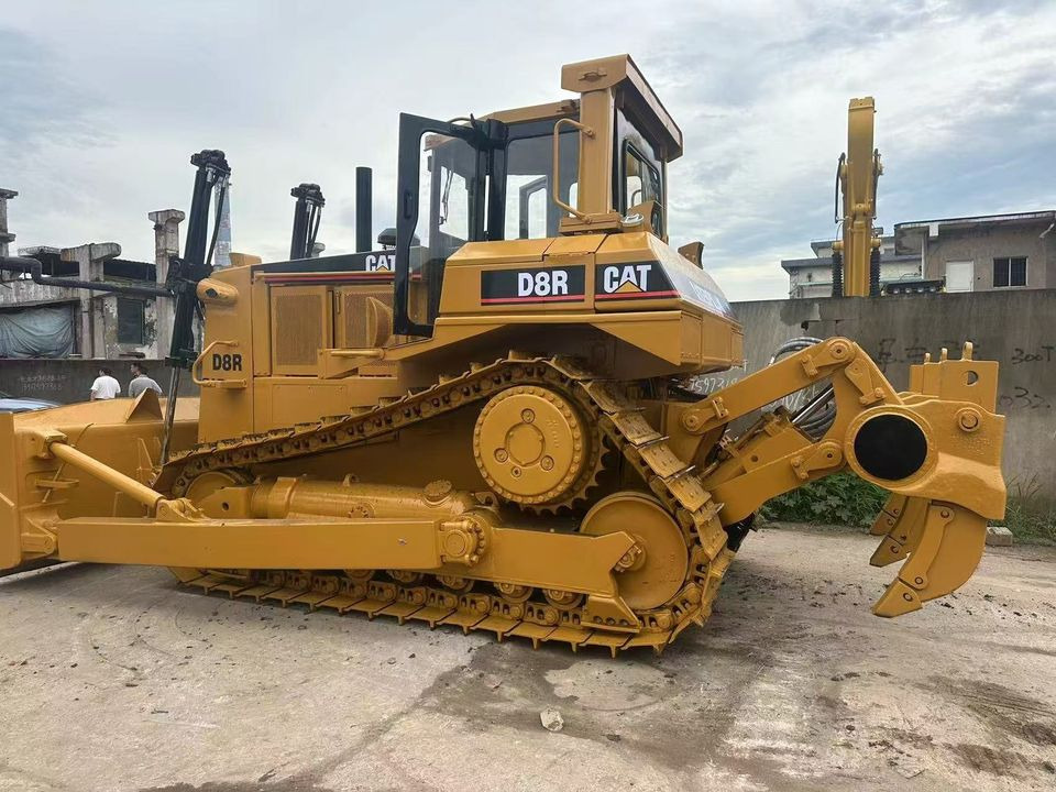 CATERPILLAR D8R - Μπουλντόζα: φωτογραφία 2 CATERPILLAR D8R - Μπουλντόζα: φωτογραφία 2