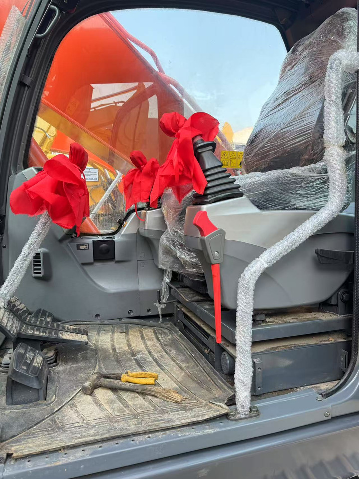 DOOSAN DX225 - Ερπυστριοφόρος εκσκαφέας: φωτογραφία 4 DOOSAN DX225 - Ερπυστριοφόρος εκσκαφέας: φωτογραφία 4