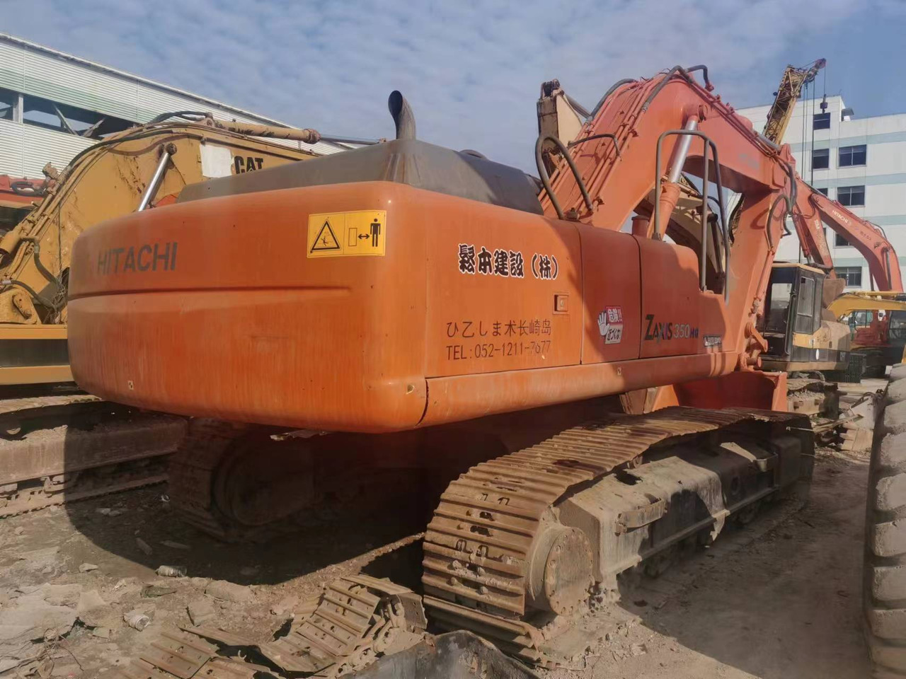 HITACHI ZX330 - Ερπυστριοφόρος εκσκαφέας: φωτογραφία 1 HITACHI ZX330 - Ερπυστριοφόρος εκσκαφέας: φωτογραφία 1