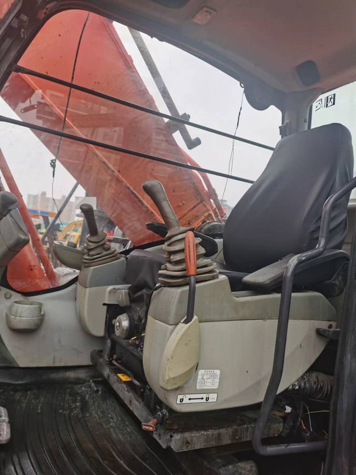 HITACHI ZX360H-5G - Ερπυστριοφόρος εκσκαφέας: φωτογραφία 4 HITACHI ZX360H-5G - Ερπυστριοφόρος εκσκαφέας: φωτογραφία 4