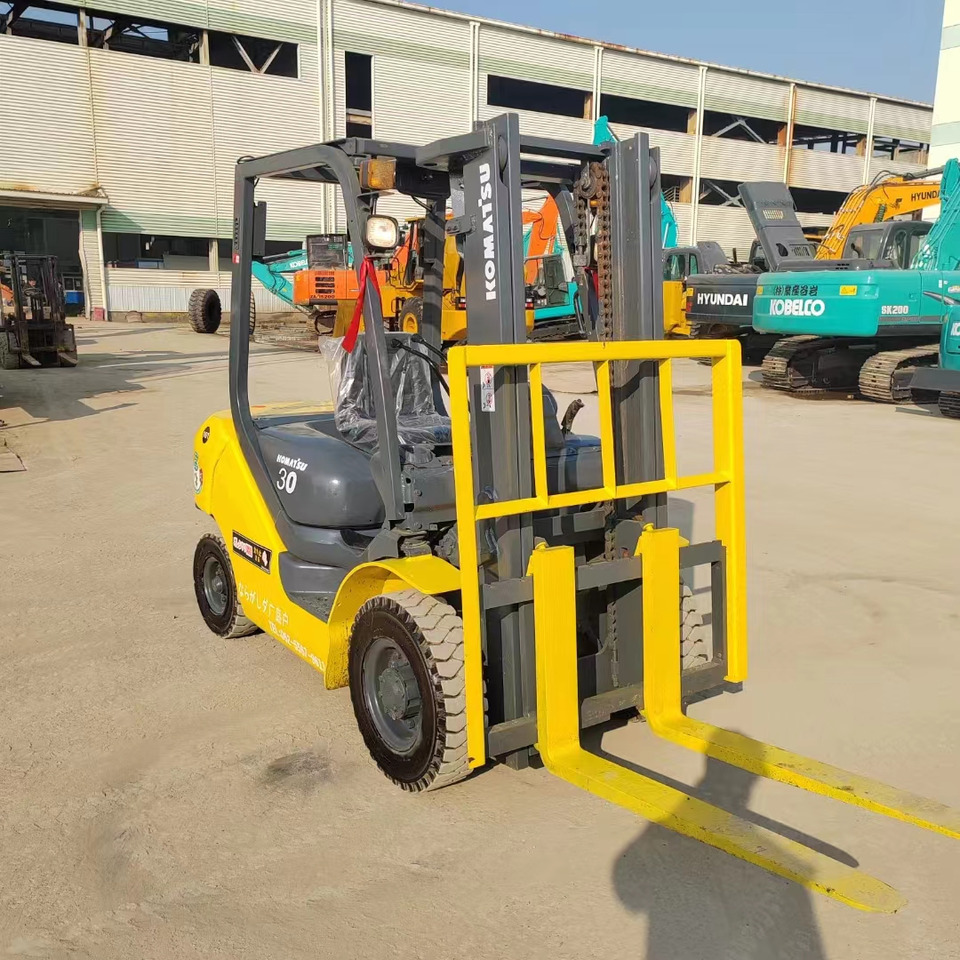 KOMATSU FD30 - Πετρελαιοκίνητο περονοφόρο: φωτογραφία 2 KOMATSU FD30 - Πετρελαιοκίνητο περονοφόρο: φωτογραφία 2