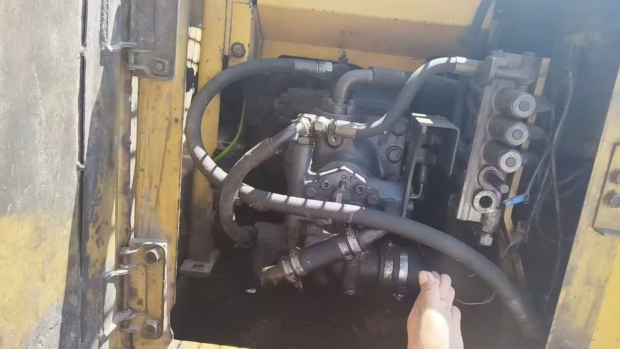 KOMATSU PC120-6 - Ερπυστριοφόρος εκσκαφέας: φωτογραφία 3 KOMATSU PC120-6 - Ερπυστριοφόρος εκσκαφέας: φωτογραφία 3