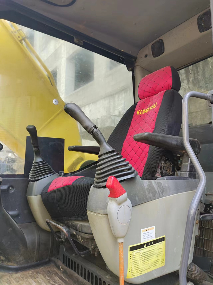 KOMATSU PC200-8 PC200-7 PC220-7 - Ερπυστριοφόρος εκσκαφέας: φωτογραφία 3 KOMATSU PC200-8 PC200-7 PC220-7 - Ερπυστριοφόρος εκσκαφέας: φωτογραφία 3