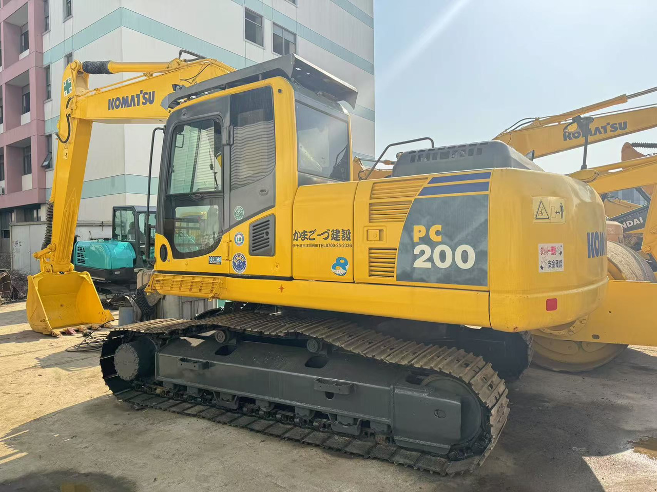 KOMATSU PC200-8 - Ερπυστριοφόρος εκσκαφέας: φωτογραφία 1 KOMATSU PC200-8 - Ερπυστριοφόρος εκσκαφέας: φωτογραφία 1