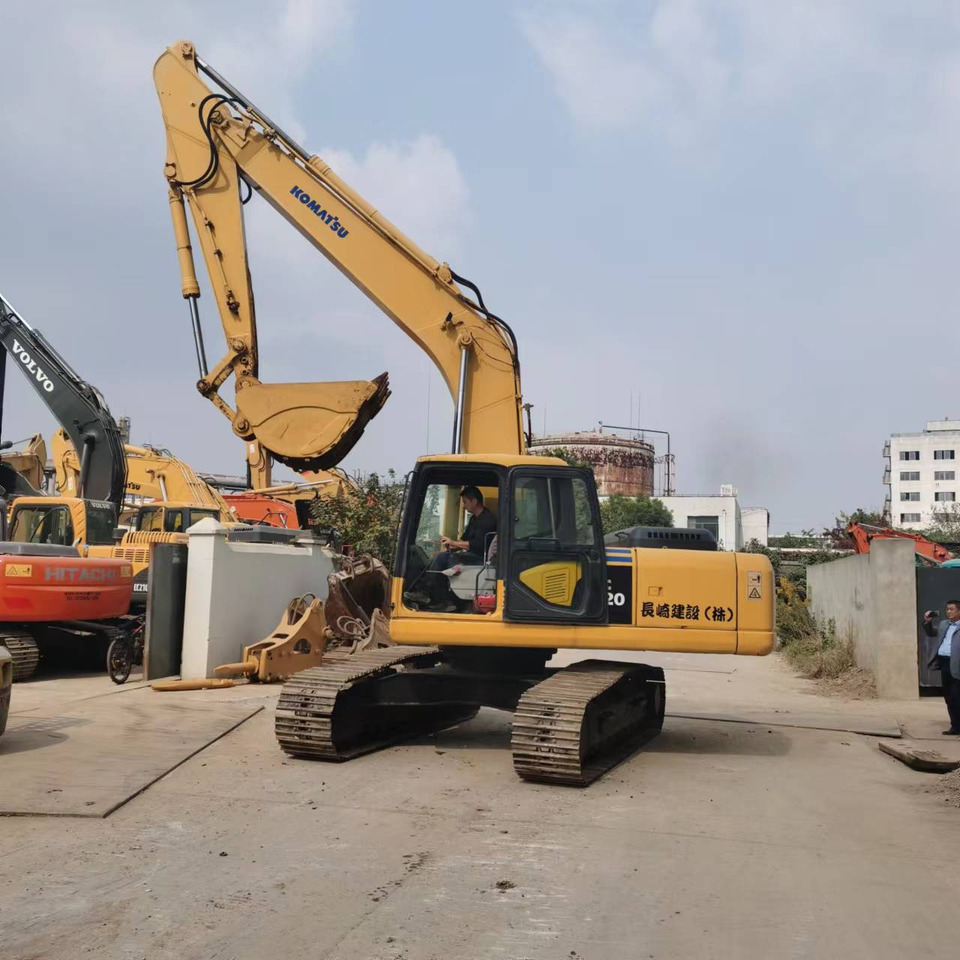KOMATSU PC220-7 PC200-7 - Ερπυστριοφόρος εκσκαφέας: φωτογραφία 1 KOMATSU PC220-7 PC200-7 - Ερπυστριοφόρος εκσκαφέας: φωτογραφία 1