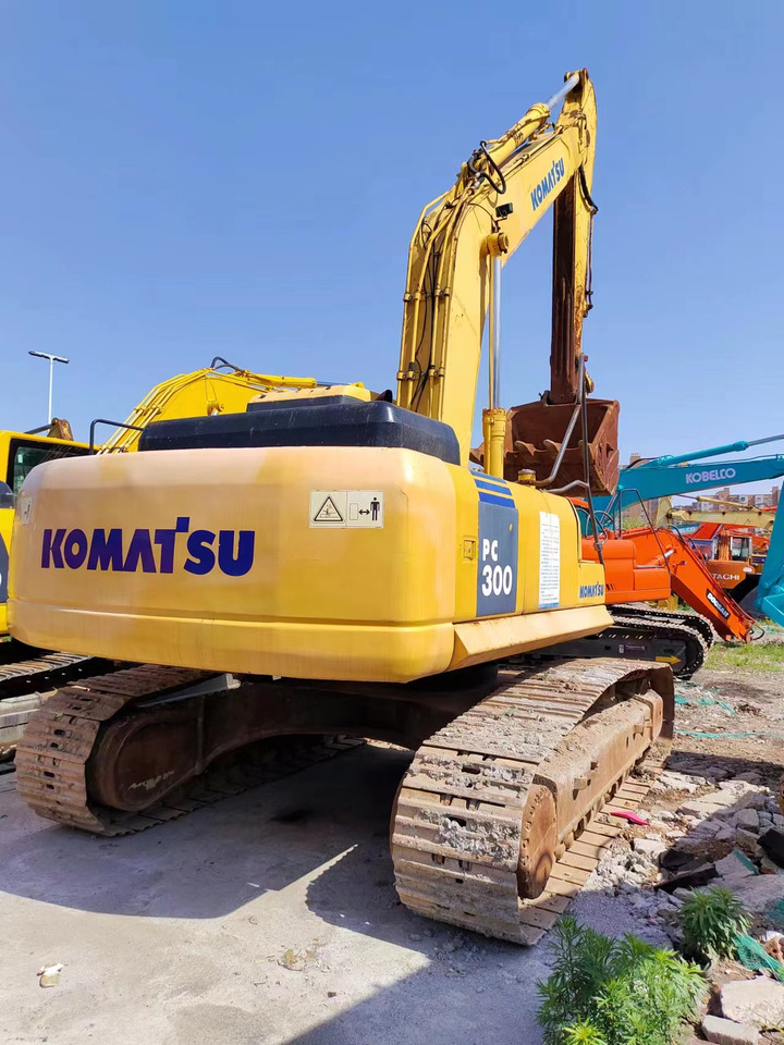 KOMATSU PC300-7 - Ερπυστριοφόρος εκσκαφέας: φωτογραφία 1 KOMATSU PC300-7 - Ερπυστριοφόρος εκσκαφέας: φωτογραφία 1