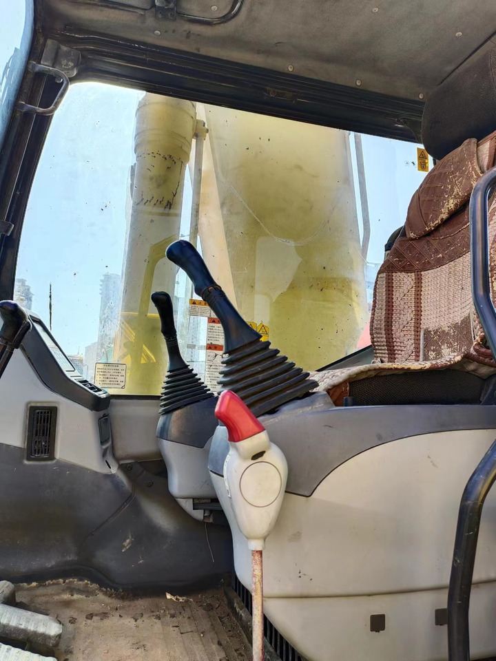 KOMATSU PC300-7 - Ερπυστριοφόρος εκσκαφέας: φωτογραφία 5 KOMATSU PC300-7 - Ερπυστριοφόρος εκσκαφέας: φωτογραφία 5