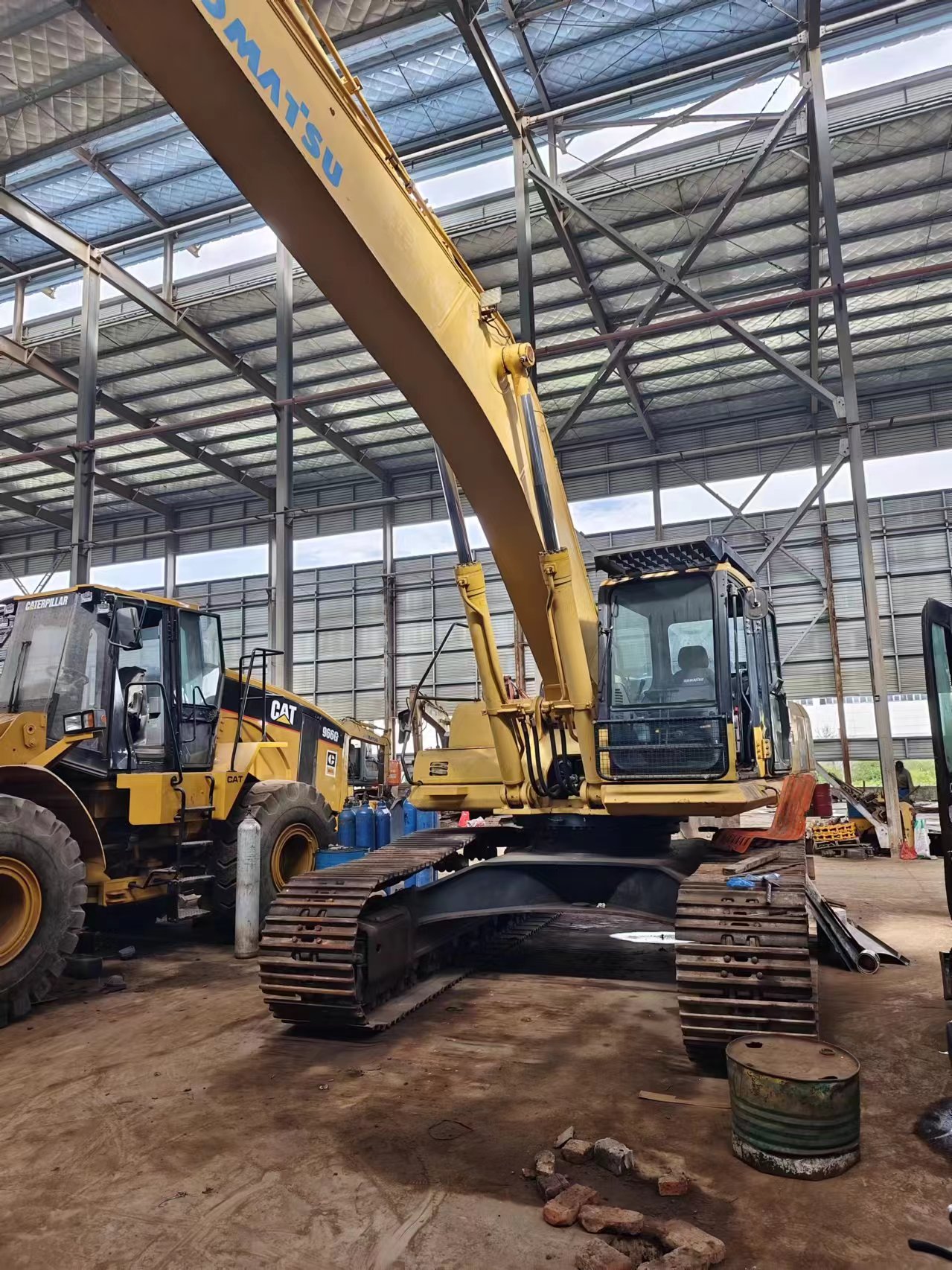 KOMATSU PC400-7 - Ερπυστριοφόρος εκσκαφέας: φωτογραφία 2 KOMATSU PC400-7 - Ερπυστριοφόρος εκσκαφέας: φωτογραφία 2