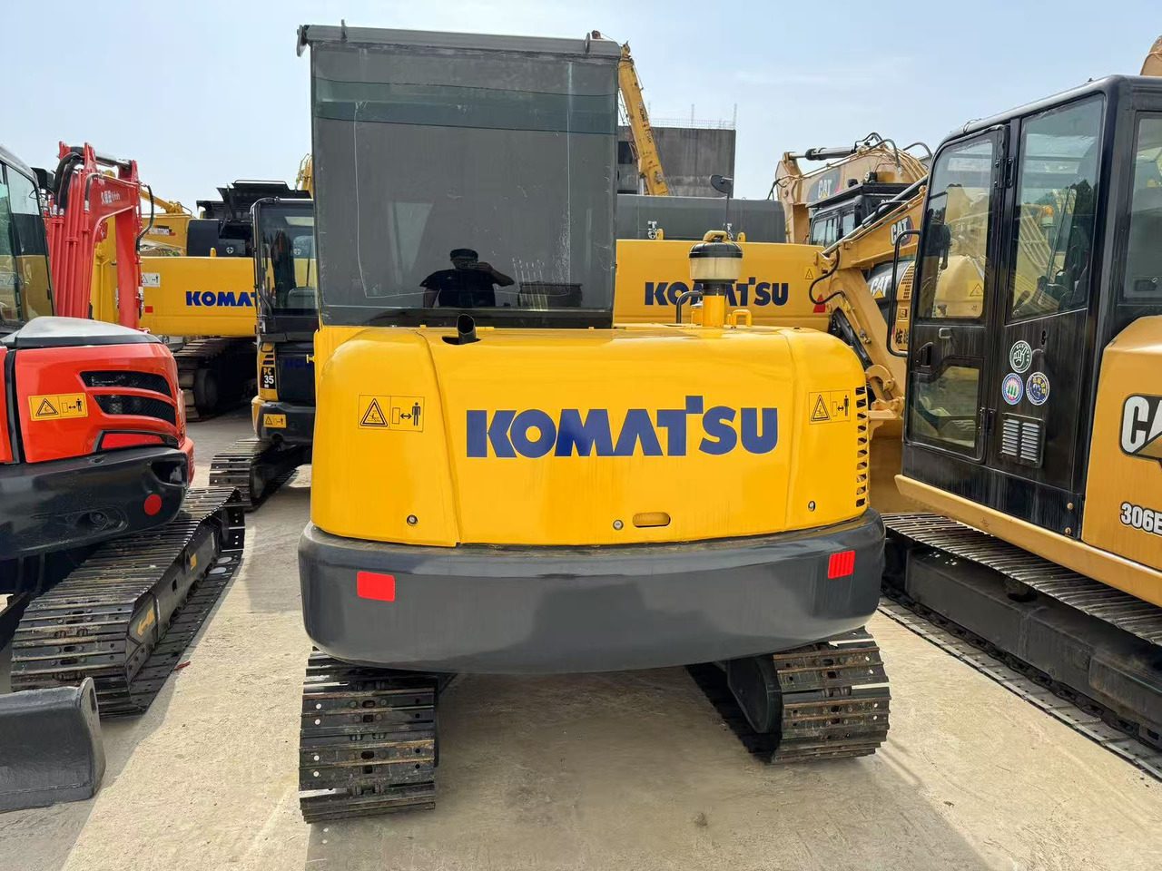 KOMATSU PC56 - Μίνι εκσκαφέας: φωτογραφία 2 KOMATSU PC56 - Μίνι εκσκαφέας: φωτογραφία 2