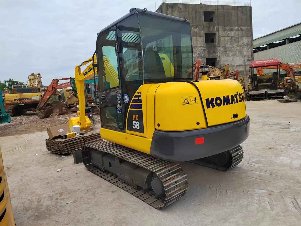 KOMATSU PC58 PC55 PC60 - Μίνι εκσκαφέας: φωτογραφία 3 KOMATSU PC58 PC55 PC60 - Μίνι εκσκαφέας: φωτογραφία 3