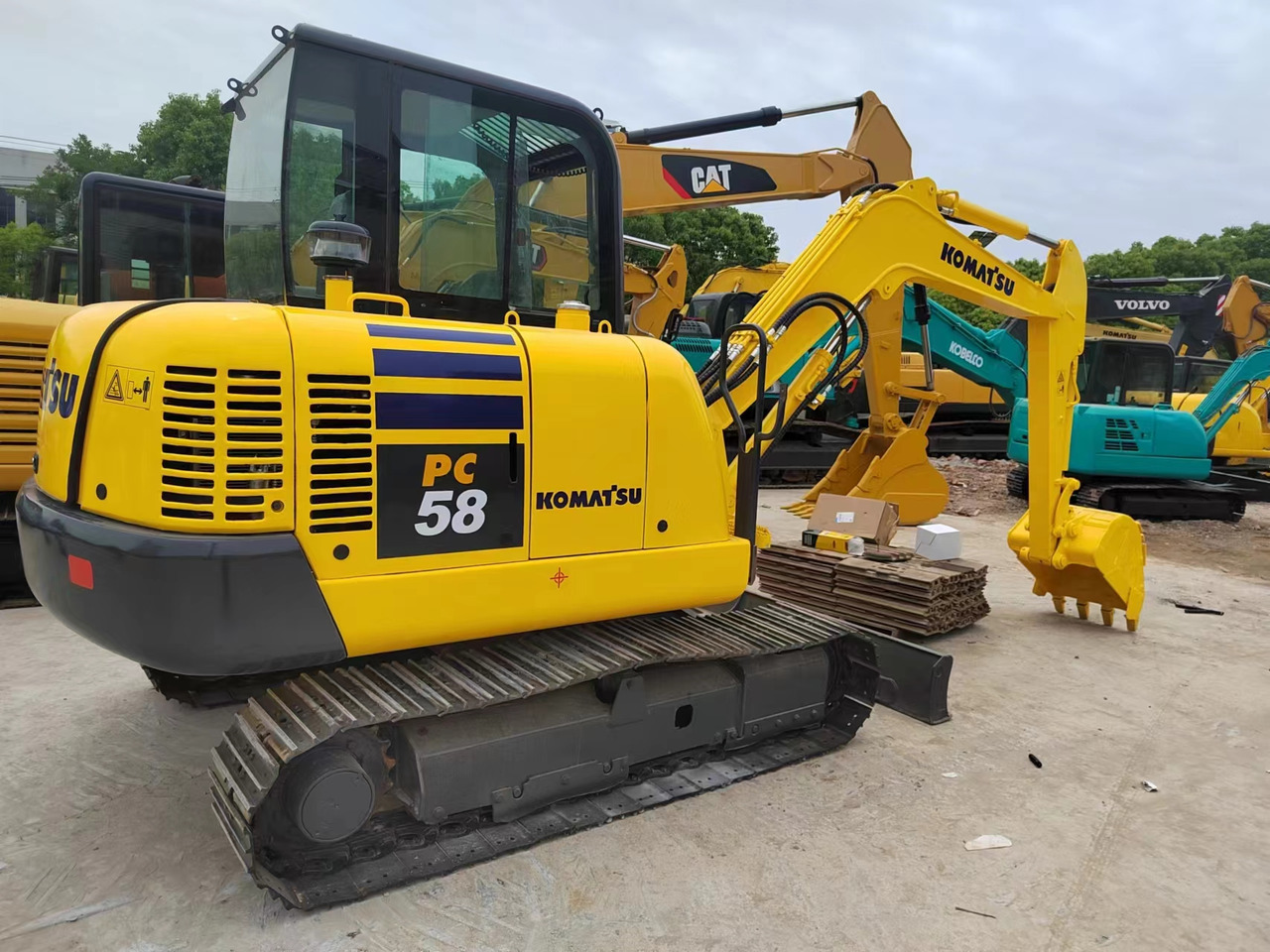 KOMATSU PC58 PC55 PC60 - Μίνι εκσκαφέας: φωτογραφία 1 KOMATSU PC58 PC55 PC60 - Μίνι εκσκαφέας: φωτογραφία 1
