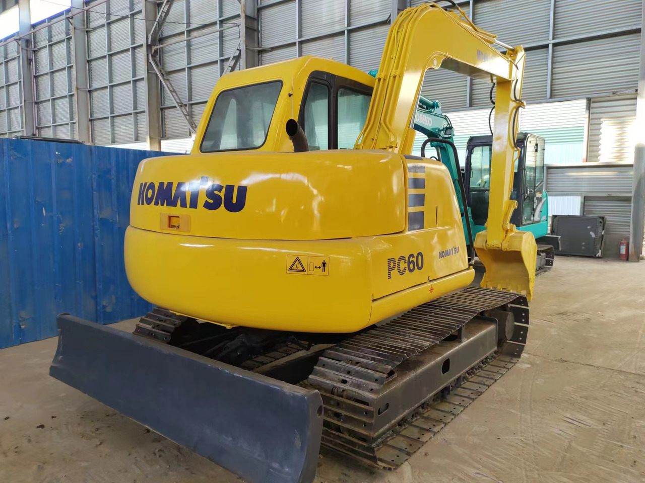 KOMATSU PC60-7 - Ερπυστριοφόρος εκσκαφέας: φωτογραφία 3 KOMATSU PC60-7 - Ερπυστριοφόρος εκσκαφέας: φωτογραφία 3