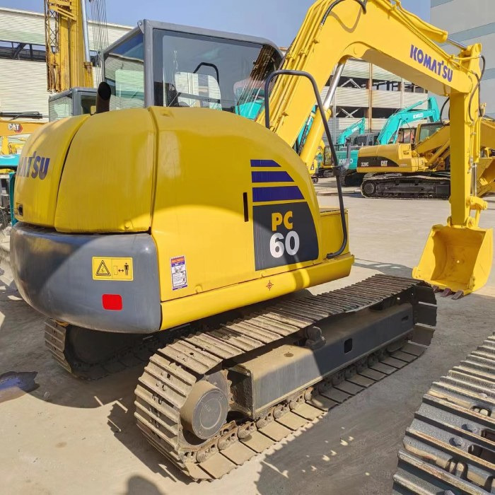 KOMATSU PC60-8 - Μίνι εκσκαφέας: φωτογραφία 4 KOMATSU PC60-8 - Μίνι εκσκαφέας: φωτογραφία 4
