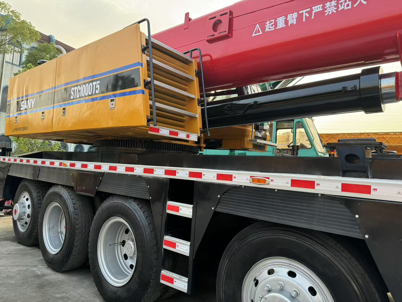 SANY STC1000T5 - Τηλεσκοπικός γερανός: φωτογραφία 4 SANY STC1000T5 - Τηλεσκοπικός γερανός: φωτογραφία 4